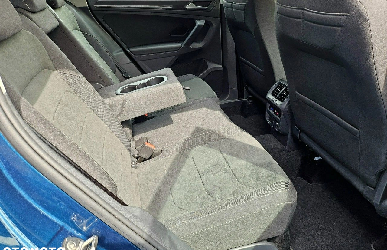 Volkswagen Tiguan cena 129900 przebieg: 27700, rok produkcji 2020 z Giżycko małe 742
